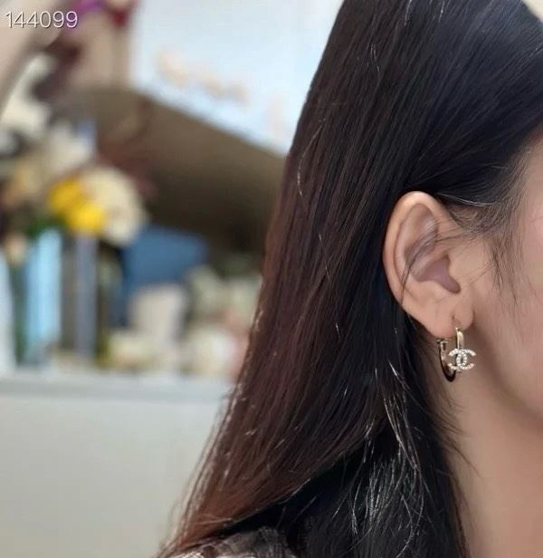 Ch**el earrings